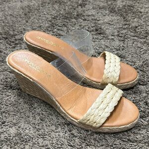 Andre Assous EUC (worn once) Size 38  Anfisa Espadrille Wedge Sandal (Women)